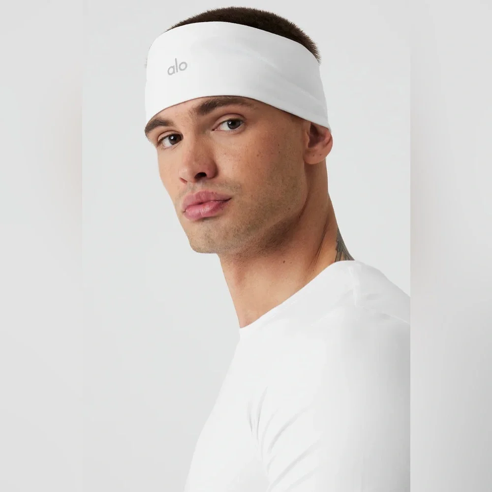ALO YOGA | ✨NEW✨ Performance Conquer Headband in White